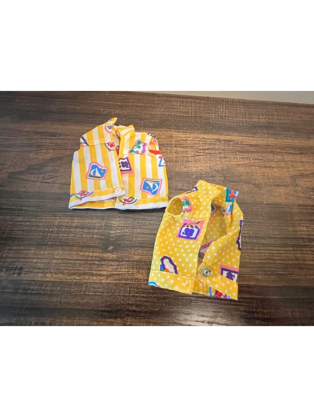 Vintage Set of 5 Ken doll California beach clothing accessories